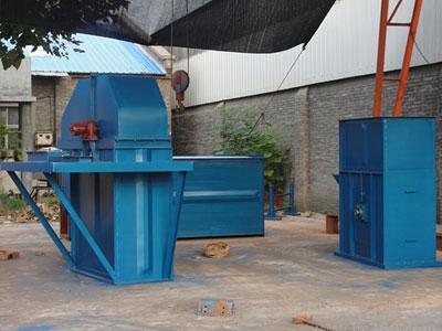 板鏈鬥式提升機