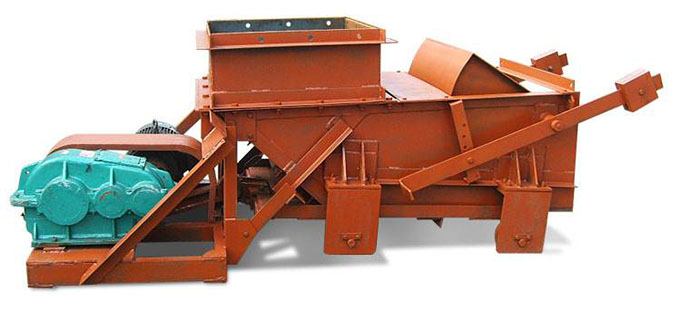 K型往複式給煤機