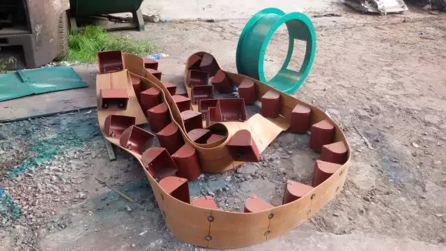 皮帶（dài）鬥式提升機料鬥