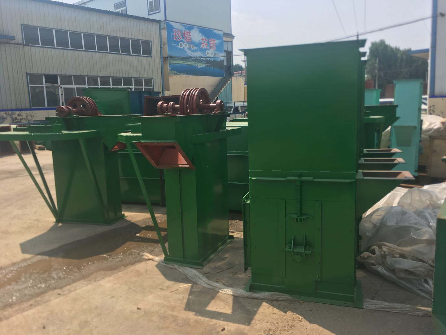 鬥式（shì）提升機研發生產廠家