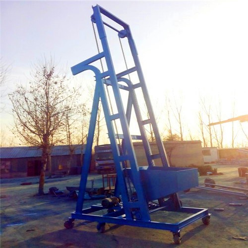 自動卸料翻(fān)鬥式提(tí)升機 自動卸料(liào)翻鬥式提(tí)升機