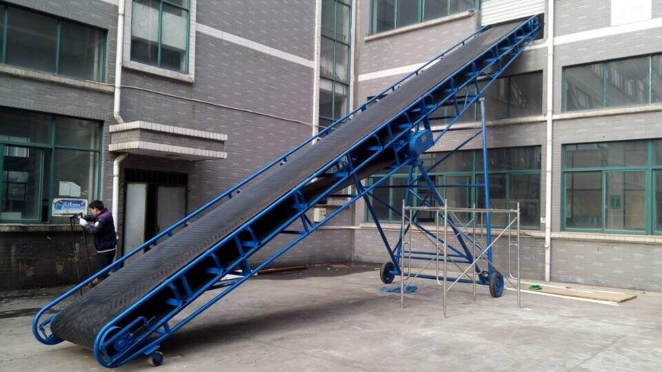 移動（dòng）式皮帶輸送（sòng）機