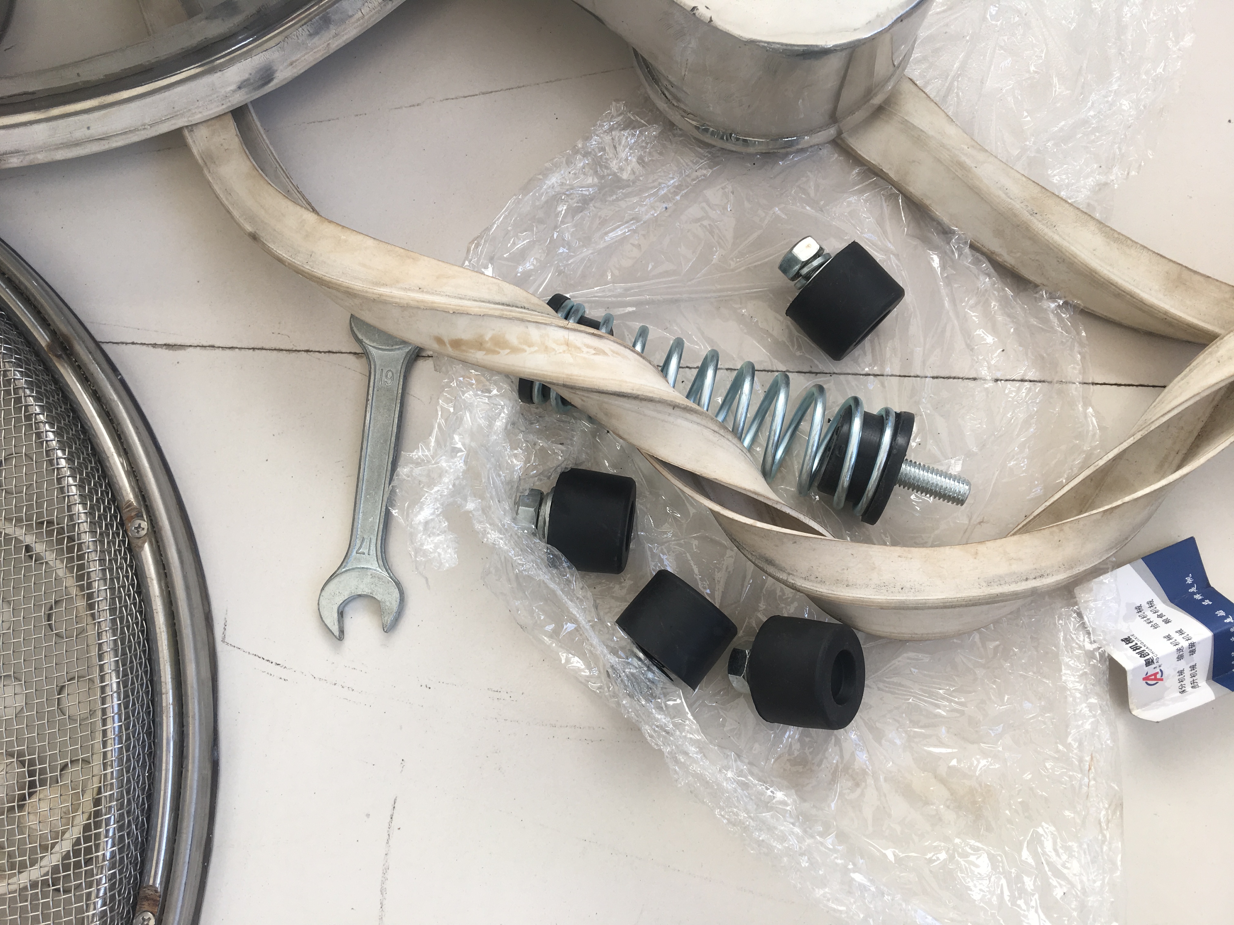 旋振篩封條壓框配（pèi）件