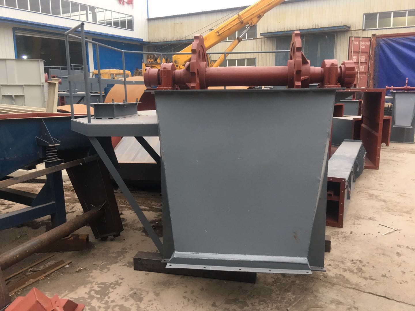 板鏈鬥式提升機