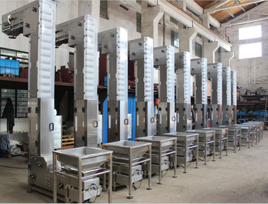 Z型鬥式提升機高清應用組圖