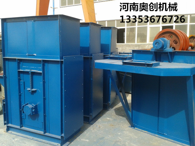 環鏈鬥式提（tí）升機產品展示