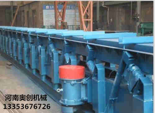 耐高溫（wēn）水平振動輸送機2