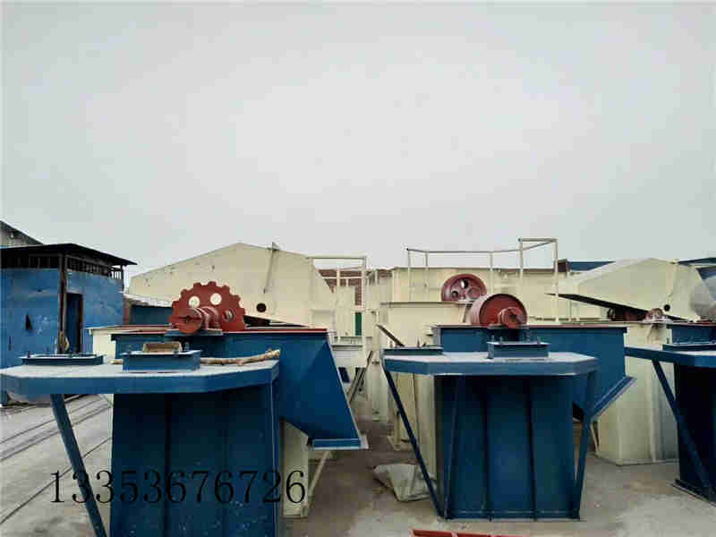 不同型號鬥式提升機 不同(tóng)型號鬥式提升機