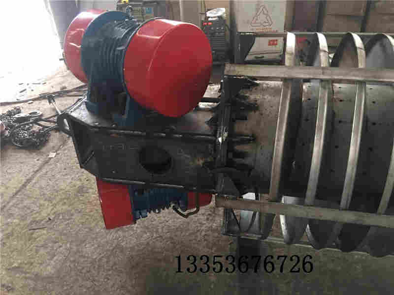 上振式螺旋垂(chuí)直提升機 上振式(shì)螺旋垂直提升機