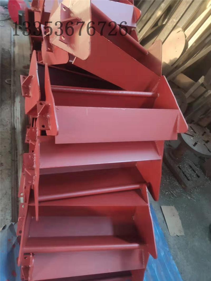 鏈鬥（dòu）輸送機料鬥1