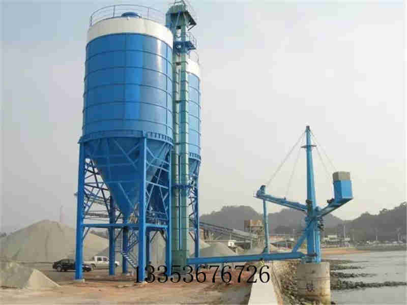 露天（tiān）作業鬥式提升機（jī）