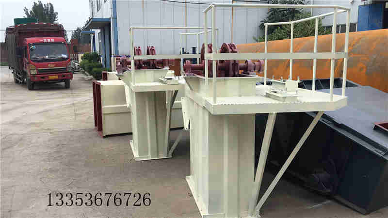 環鏈鬥式提升機