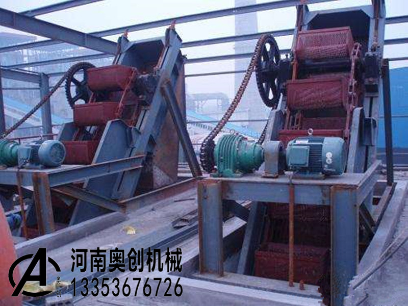 脫水、撈坑鬥式提（tí）升機