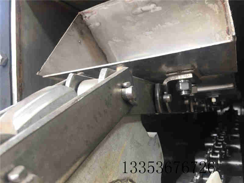 粉（fěn）料鬥式提升（shēng）機的噪音該如何降（jiàng）低?