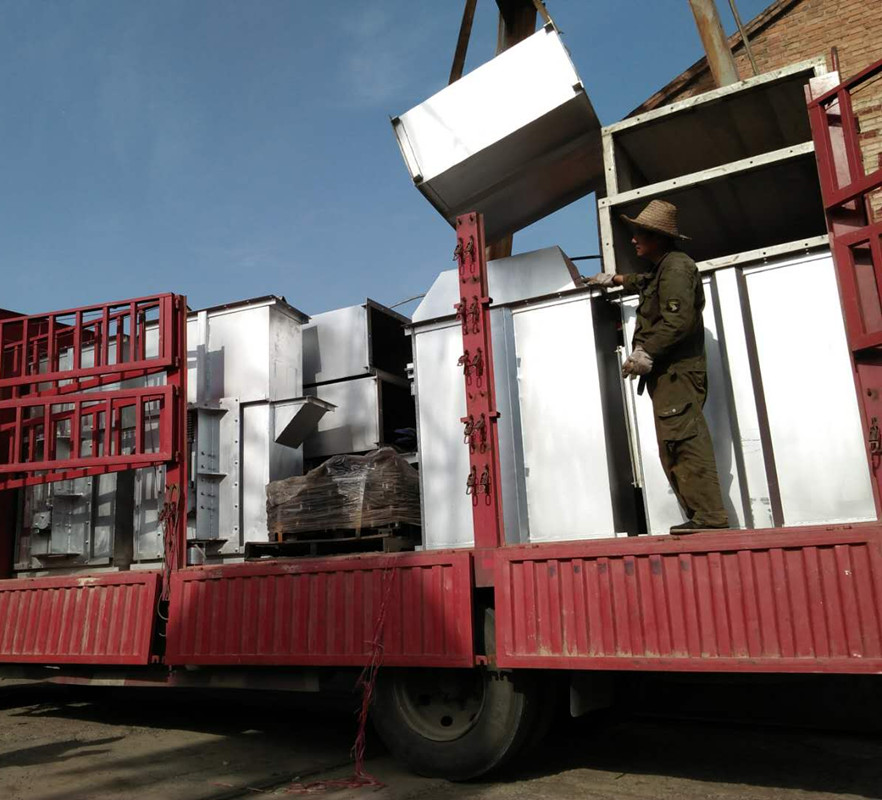 板（bǎn）鏈鬥式提升機