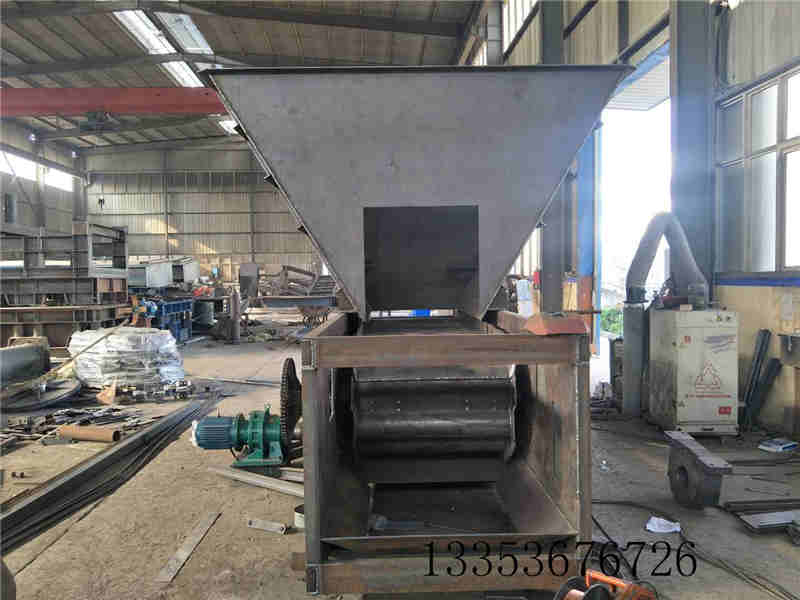 BW板式（shì）喂料機2