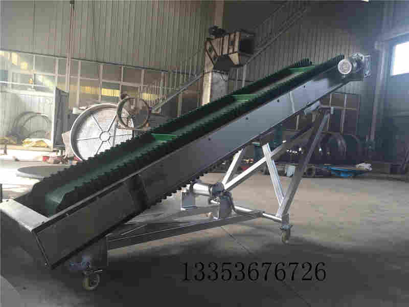 雙向(xiàng)移動式擋邊膠帶輸送機生產廠家詳細介紹