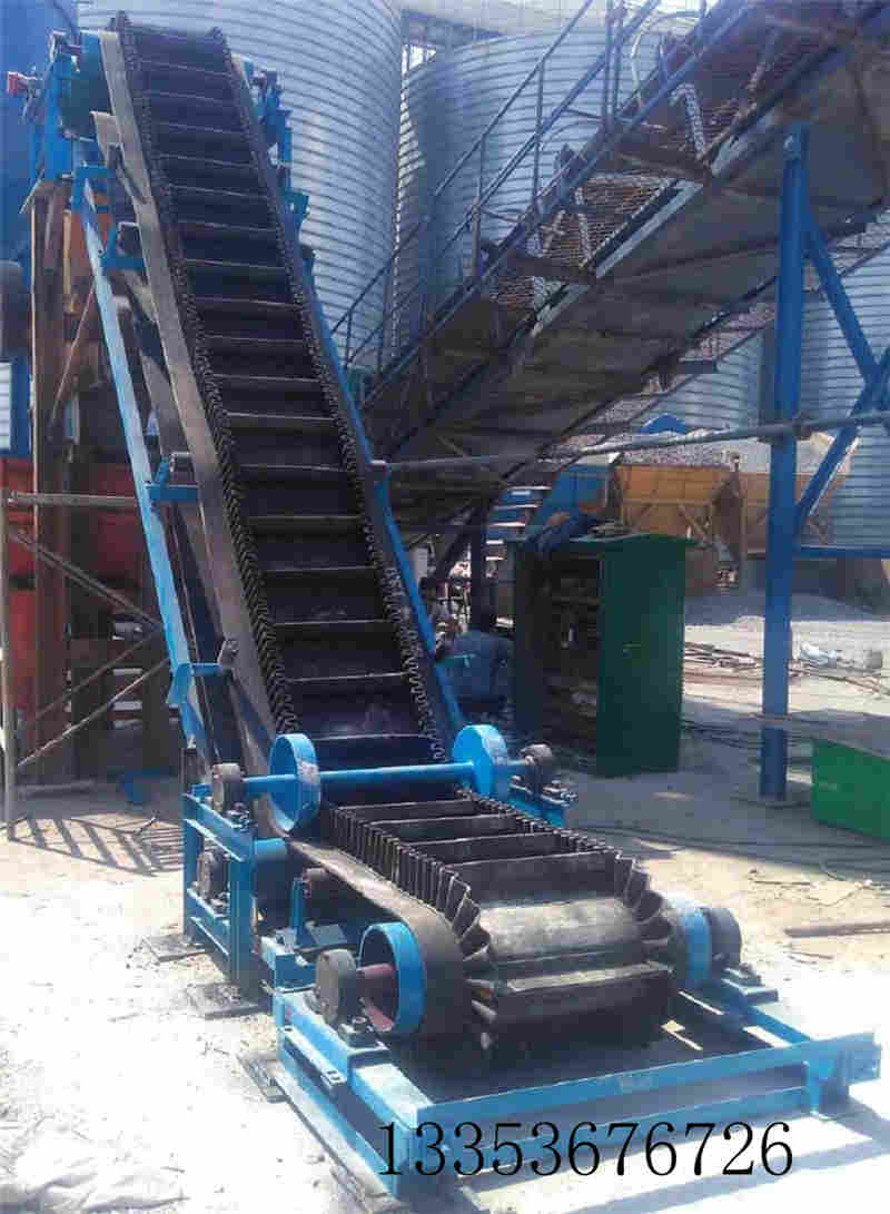 大（dà）傾角擋邊皮帶機