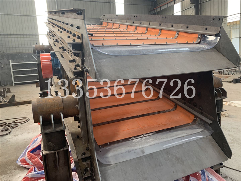 石英砂1230雙層微粉撞擊篩帶料試機