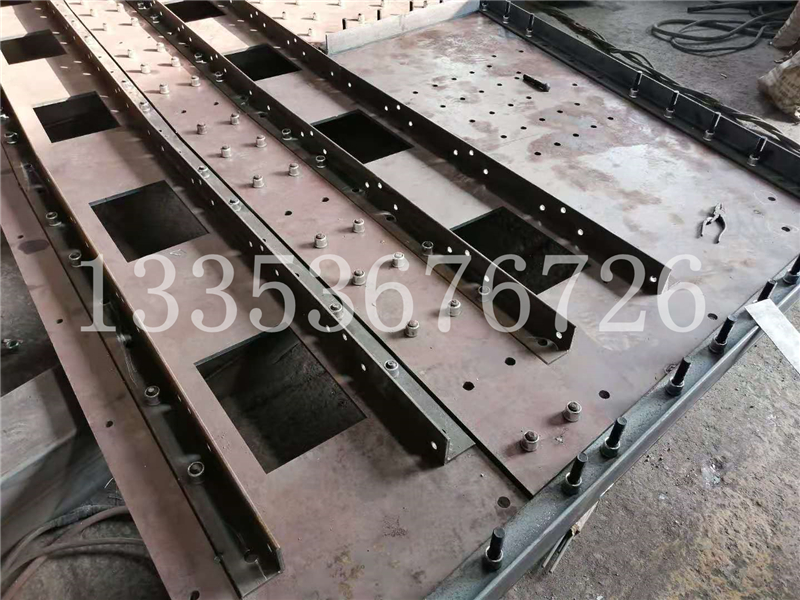 海綿鈦（tài）雙層弧形香蕉弛（chí）張（zhāng）篩箱體板