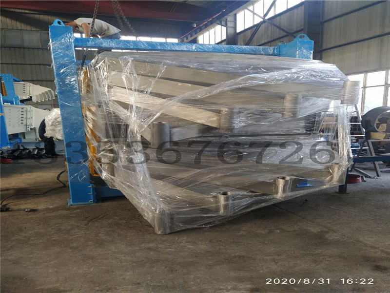 烘幹砂精細方形搖擺（bǎi）篩分機（jī）