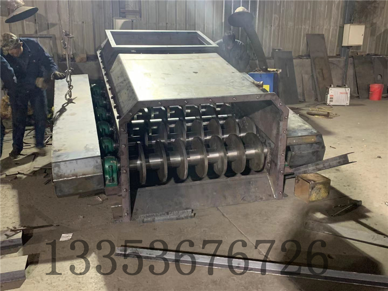 12軸（zhóu）滾軸篩煤機