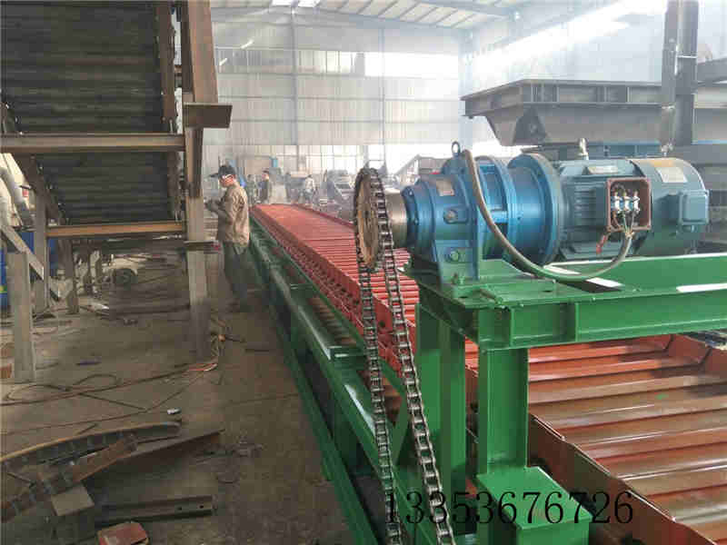 重型鏈板（bǎn）給礦機2