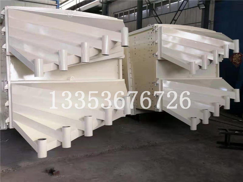 不同種類的耐火材料使用方（fāng）形搖擺篩的優勢在（zài）哪裏？6