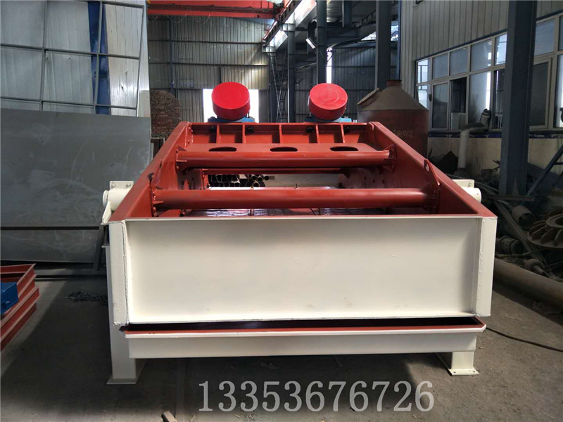 砂石料廠水洗砂直線脫水篩在使用時我們要注意哪（nǎ）些？