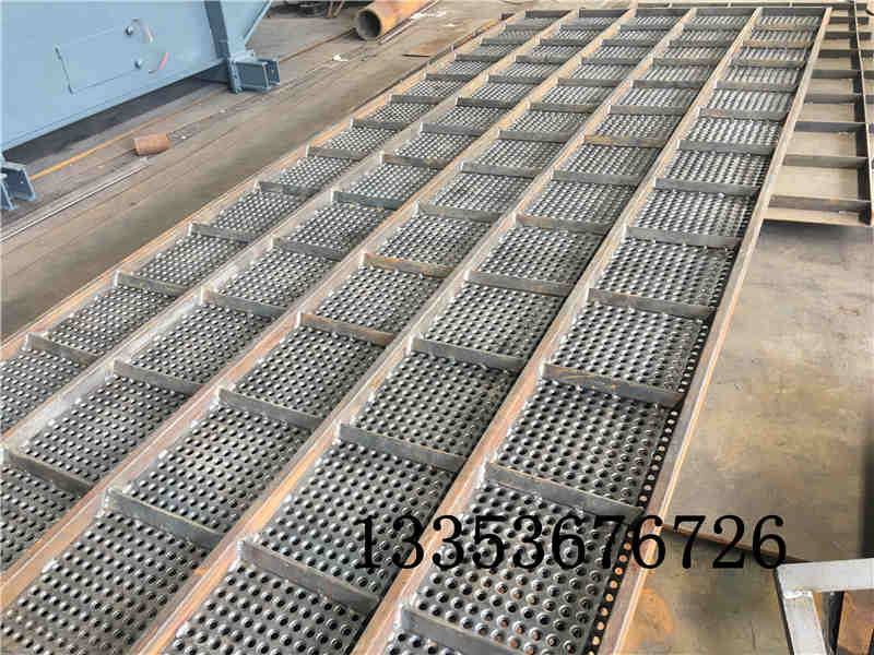 澱粉方形搖擺篩采用哪種清網方式可以（yǐ）實現不堵（dǔ）網？2