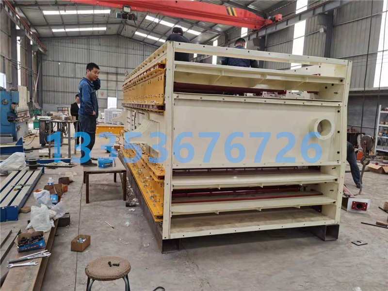 進口馳（chí）張篩-國內精煤弛張篩分設備-生產廠（chǎng）家（jiā）定製1